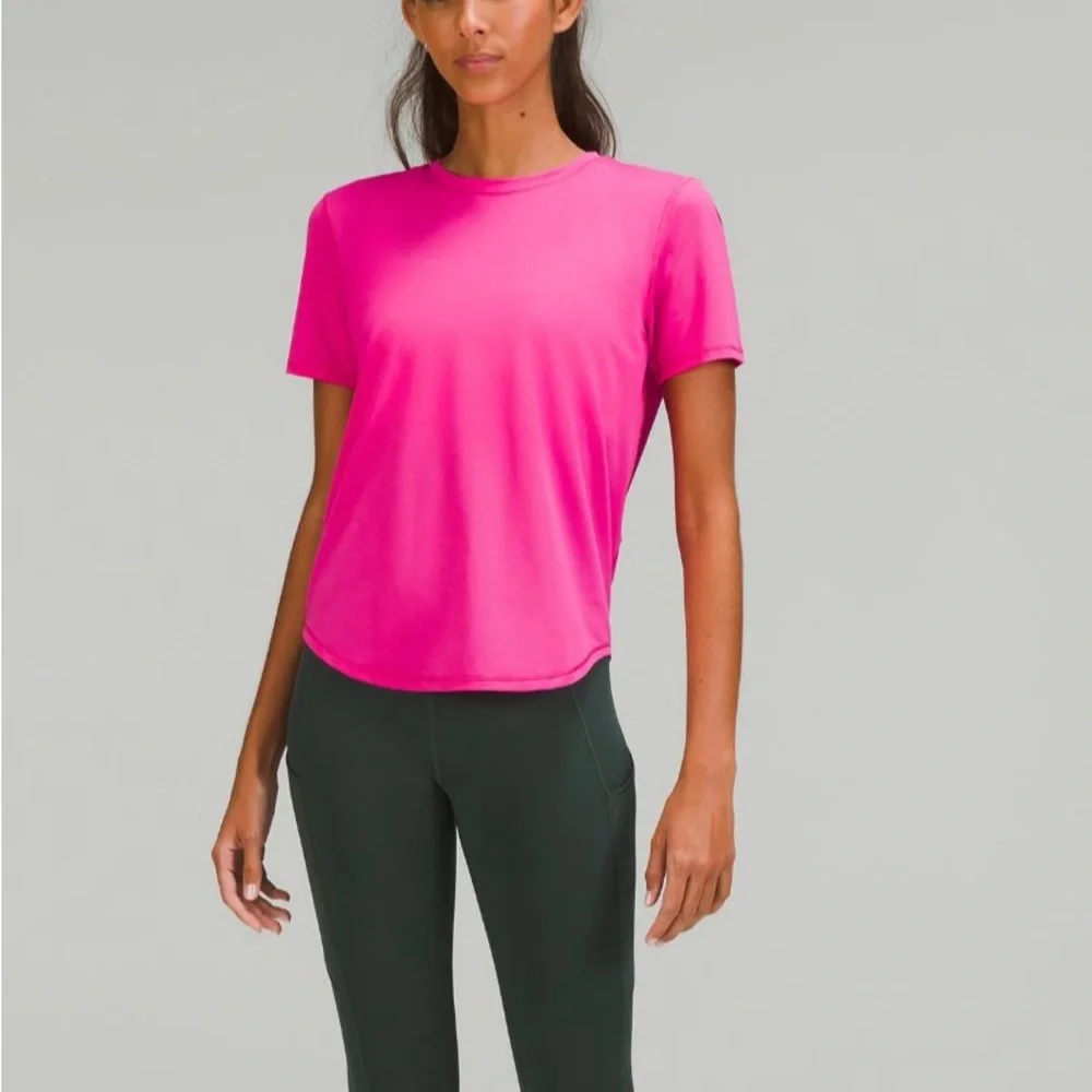 Lululemon High-Neck Running and training Tee - Picture 2 of 6